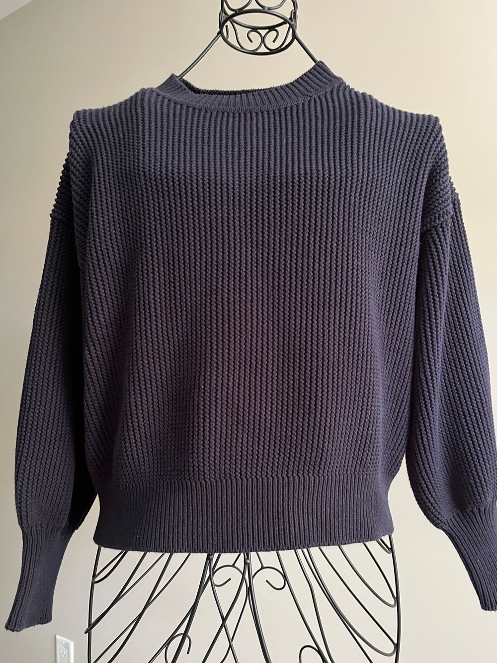 ANN TAYLOR women’s Navy Ribbed Crewneck Sweater - Picture 2 of 10